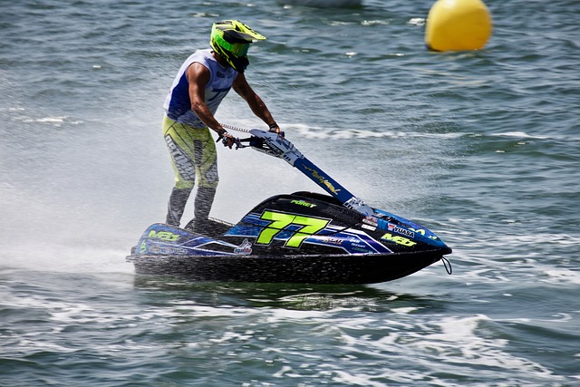 一个更具 一个更具